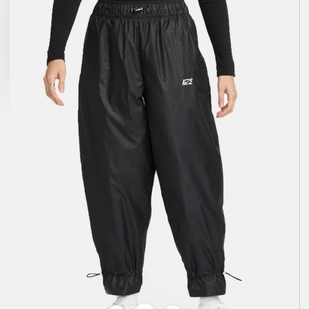 Nike NWOT Icon Clash Track Pants